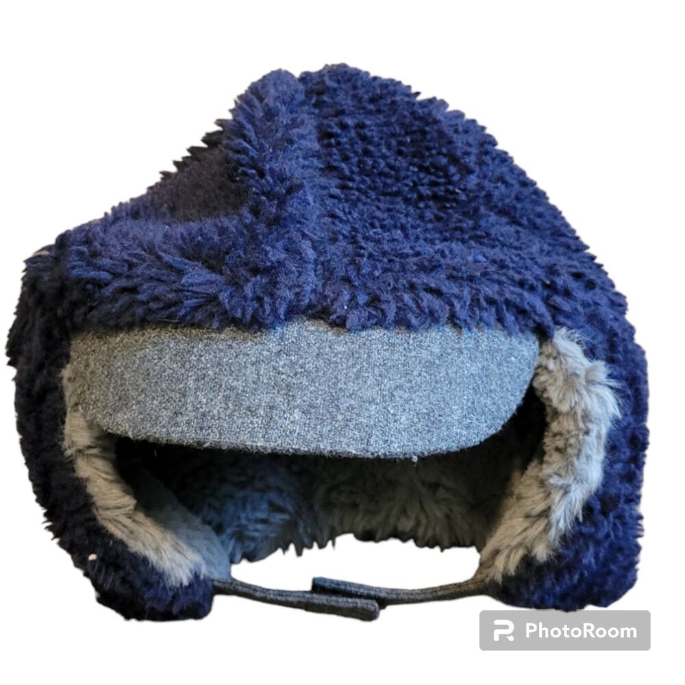 Thick fuzzy pilot hat